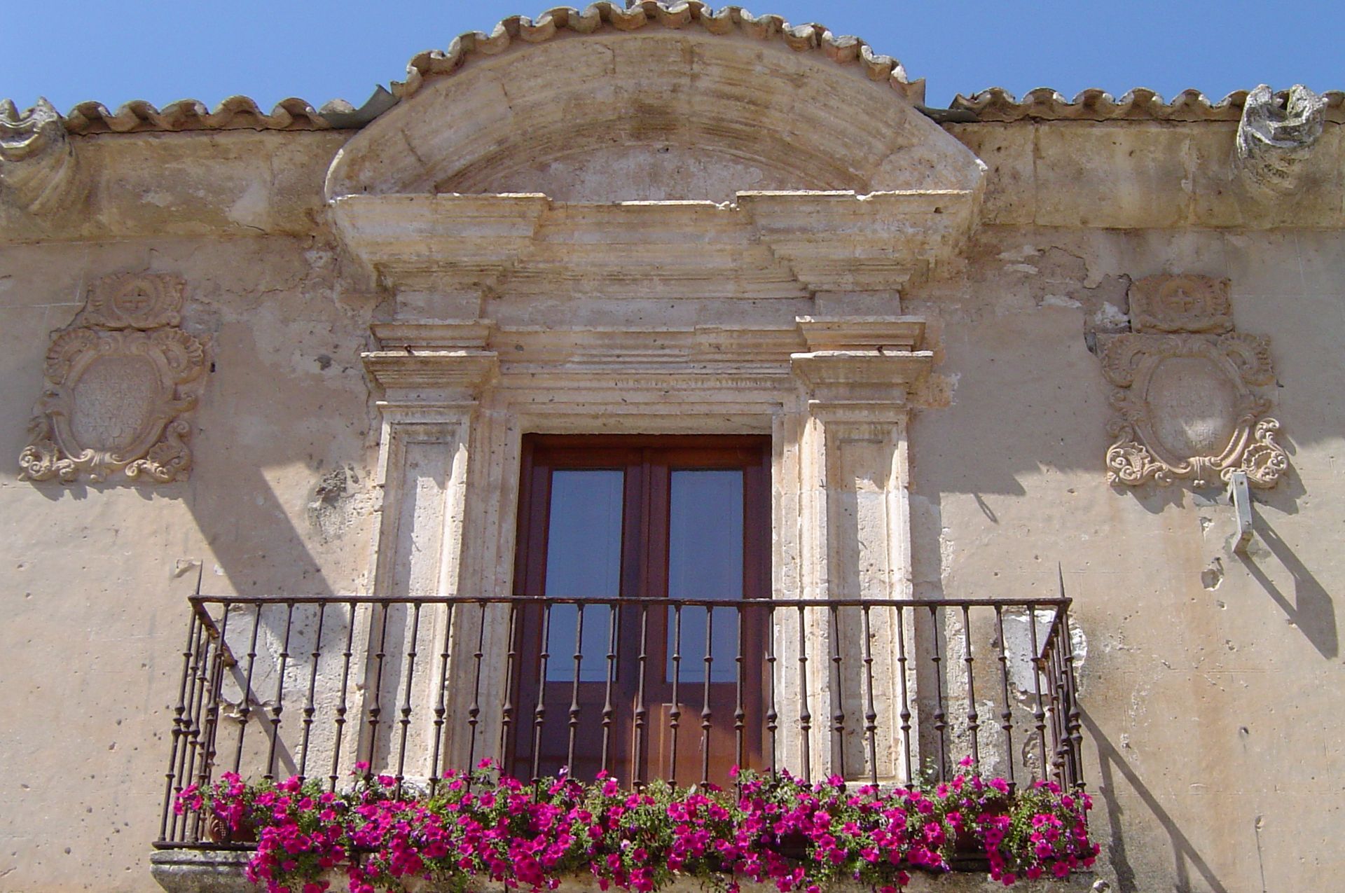 Palacio de los Serrano